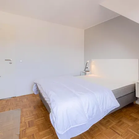 Private Studio Room Near Alzette River Appartamento Bereldange